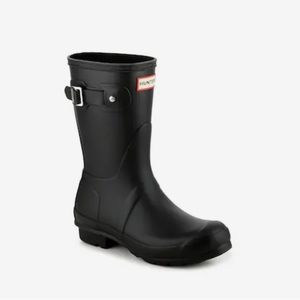 Black Hunter Midi Rain Boots (size 8)
